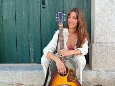Julia DAMESTOY PEREZ