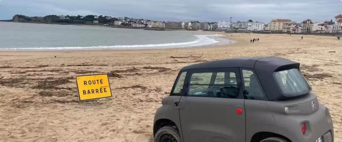  Une Ami retrouvée enlisée sur le sable de la Grande Plage de Saint-Jean-de-Luz